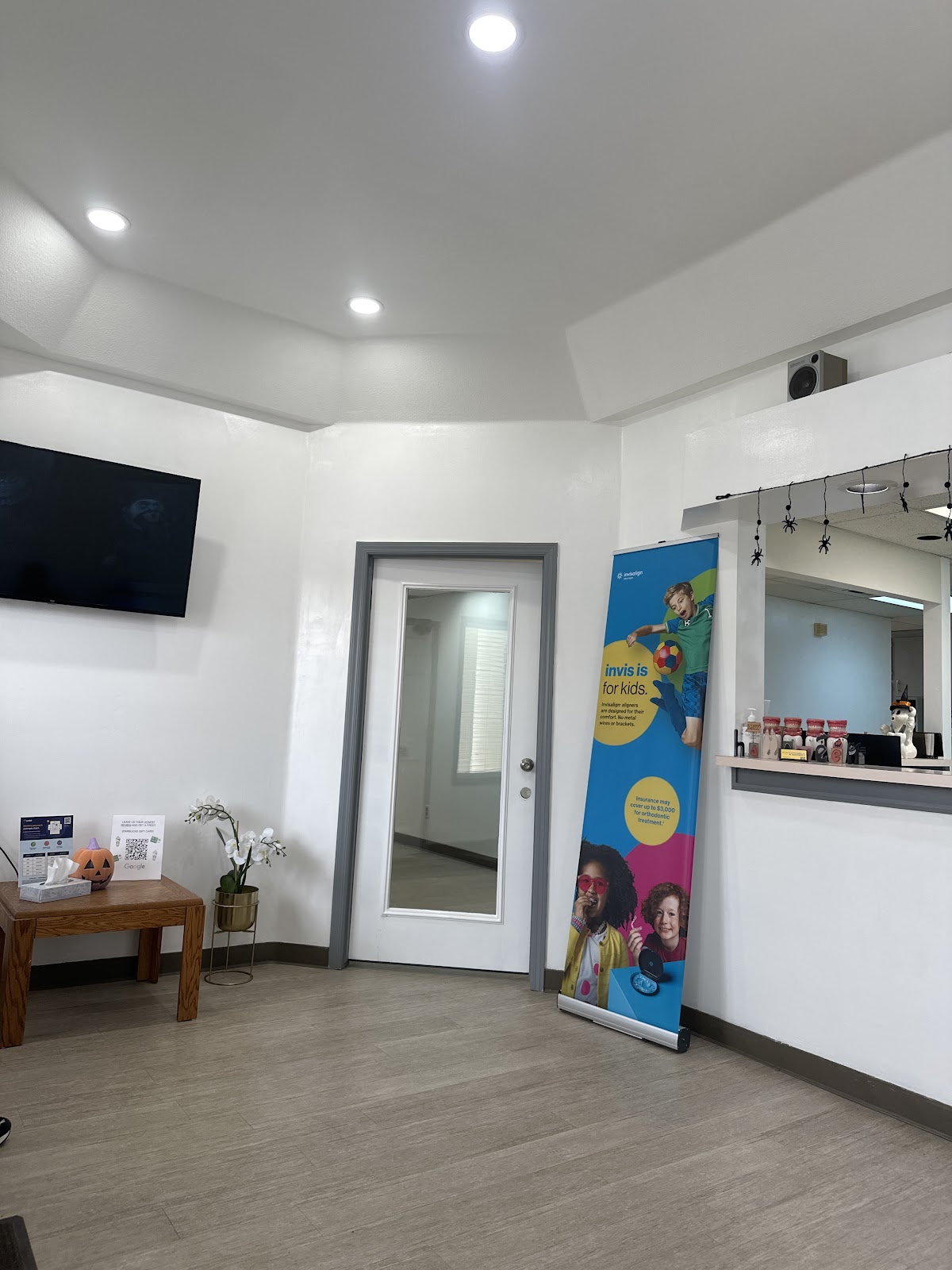 Toothworks of Bakersfield, Dentist and Orthodontist photo 2