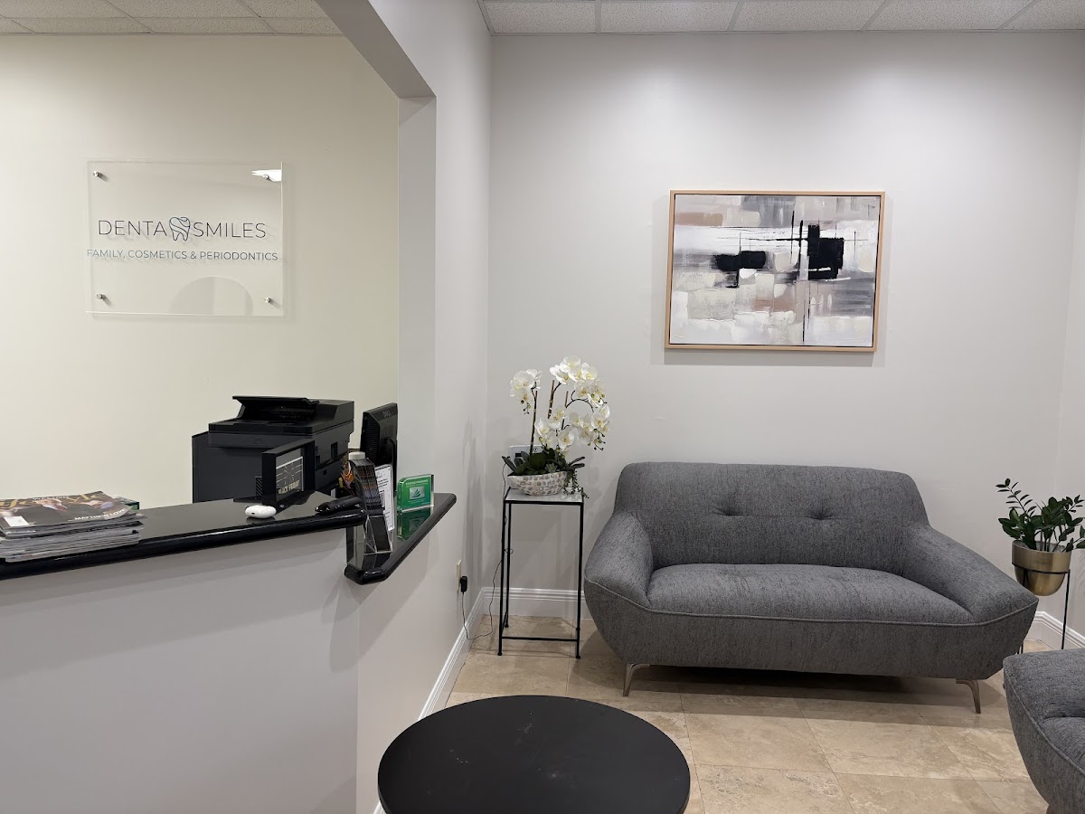 Denta Smiles Dental & Periodontics Coral Springs photo 4