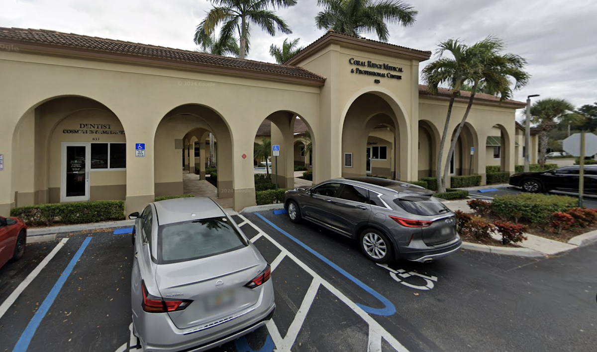 Denta Smiles Dental & Periodontics Coral Springs photo 5