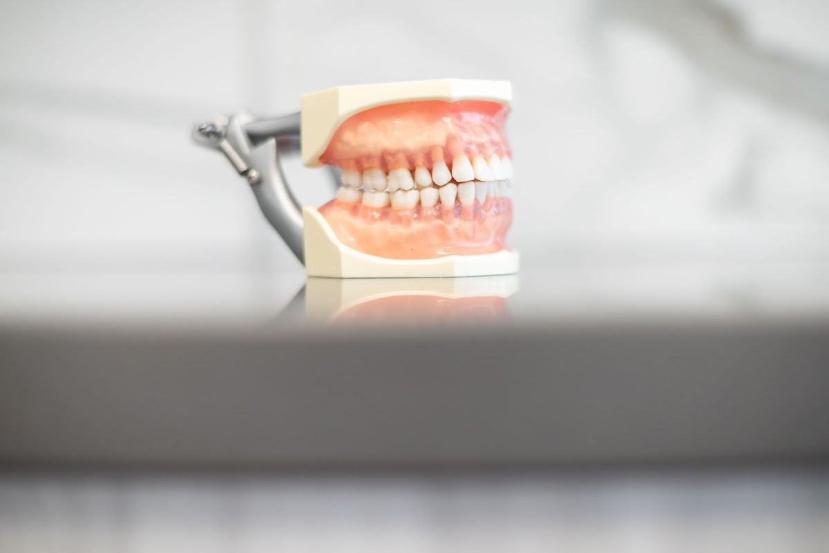 Featherstone Periodontics & Implant Dentistry - Rockford photo 3