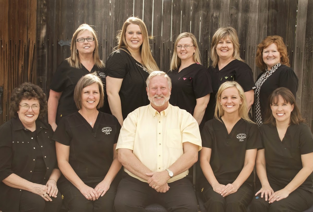 Ledbetter Family Dental Care, Les Ledbetter DDS photo 6