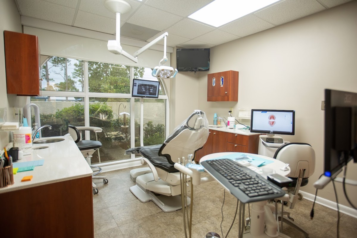 Craig Dental Associates - James F. Walton III, DDS photo 3