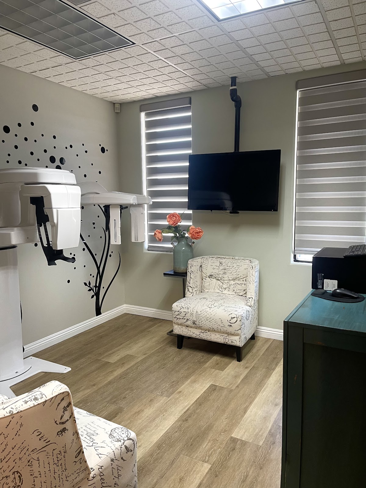 Dental Spa & Implant Center Of West Covina photo 3