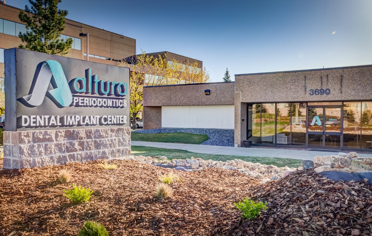 Altura Periodontics & Dental Implants photo 4