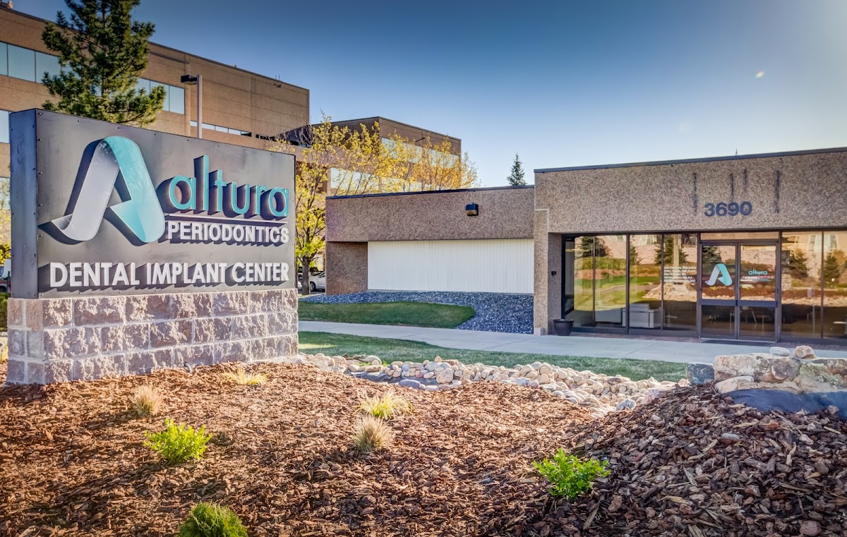Altura Periodontics & Dental Implants photo 4