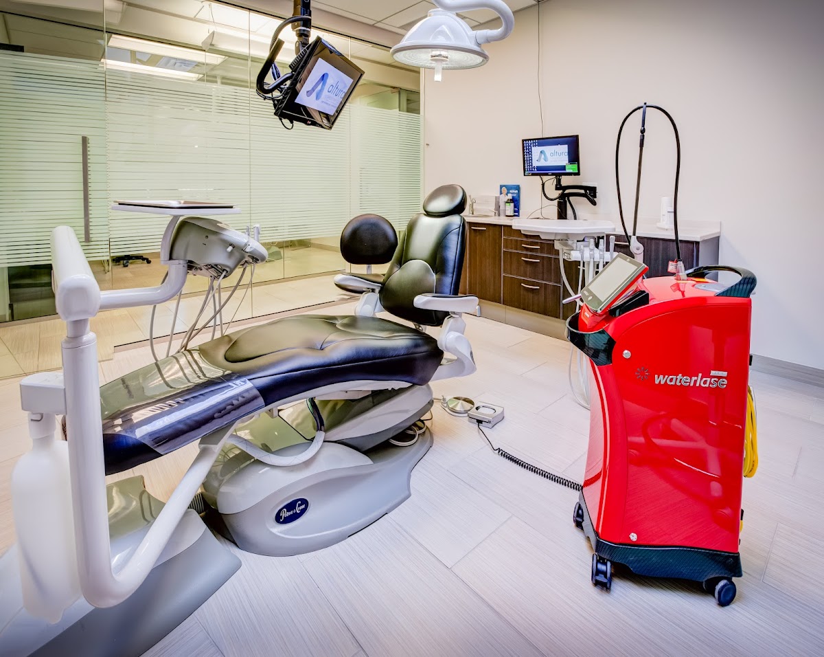 Altura Periodontics & Dental Implants photo 5