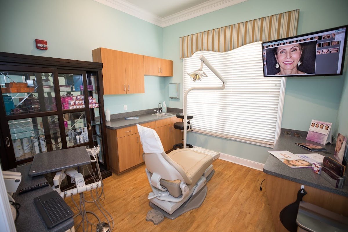 Dr. Michael Sohl Implant & Cosmetic Dentistry photo 5