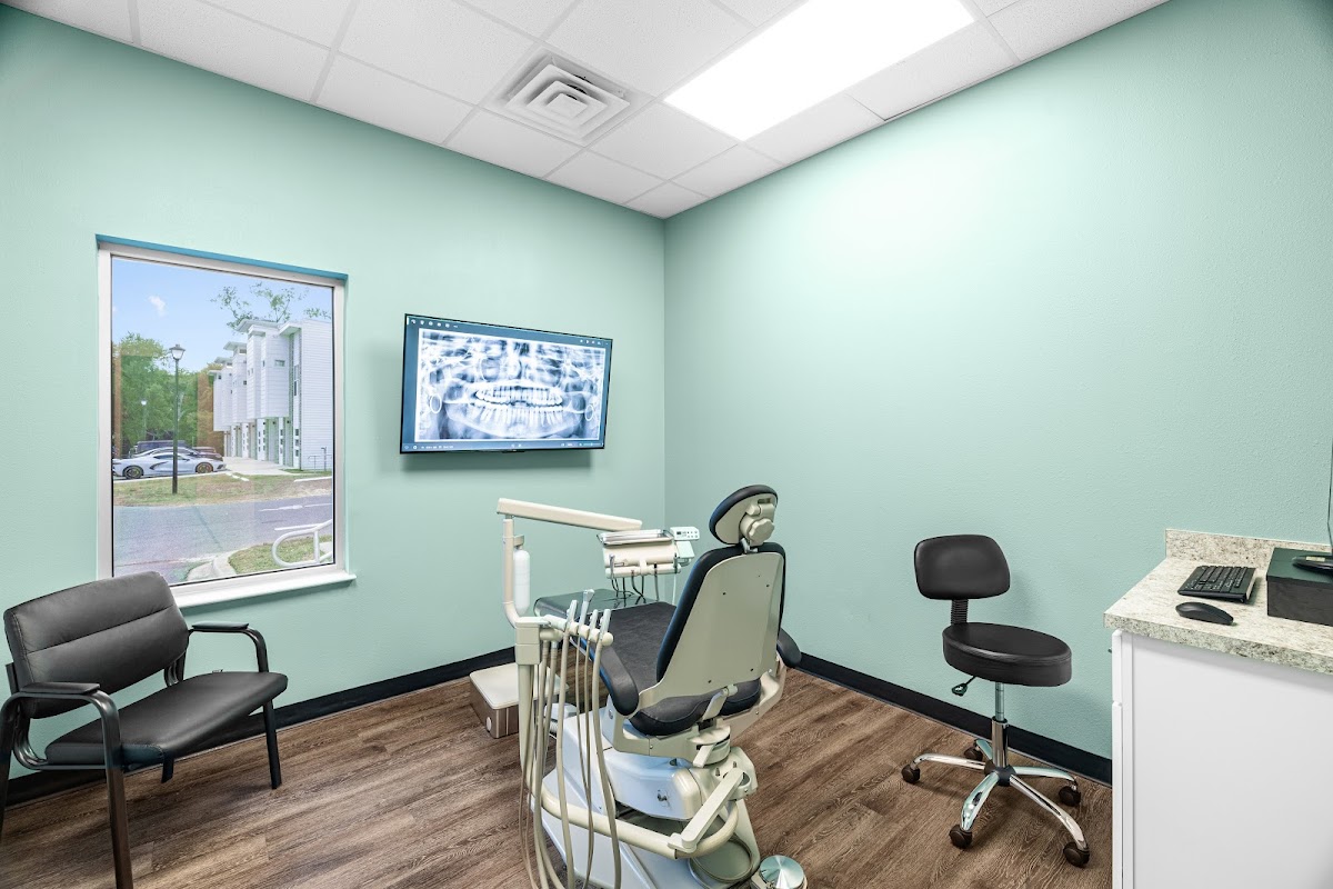 Apex Oral Surgery - Oral Surgeon in Tallahassee photo 3
