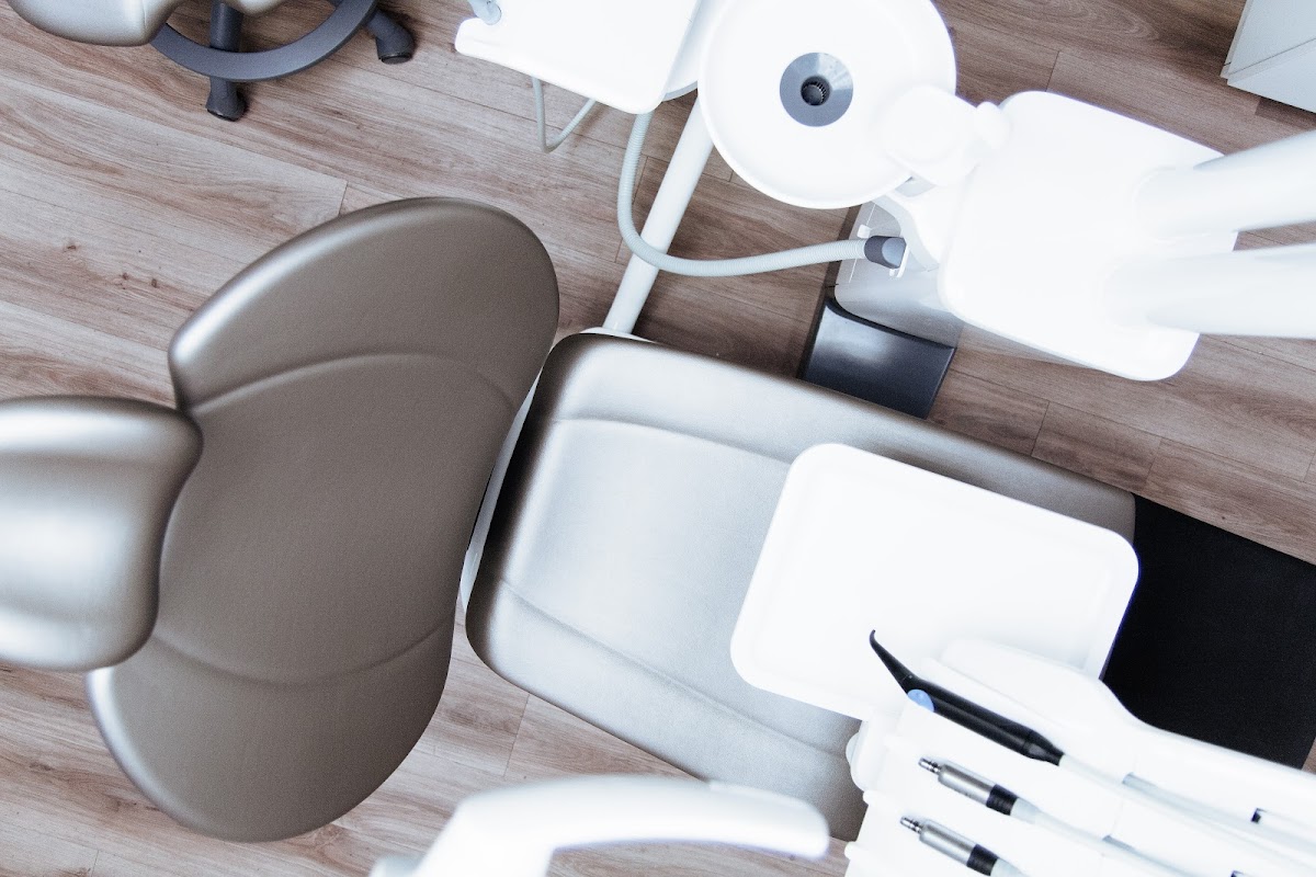 Periolife Periodontics & Implant Dentistry photo 4