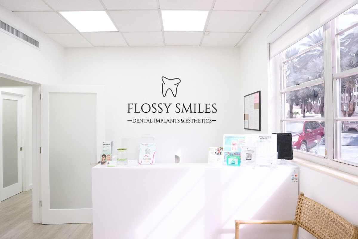 Flossy Smiles Dental Implants & Aesthetics photo 3