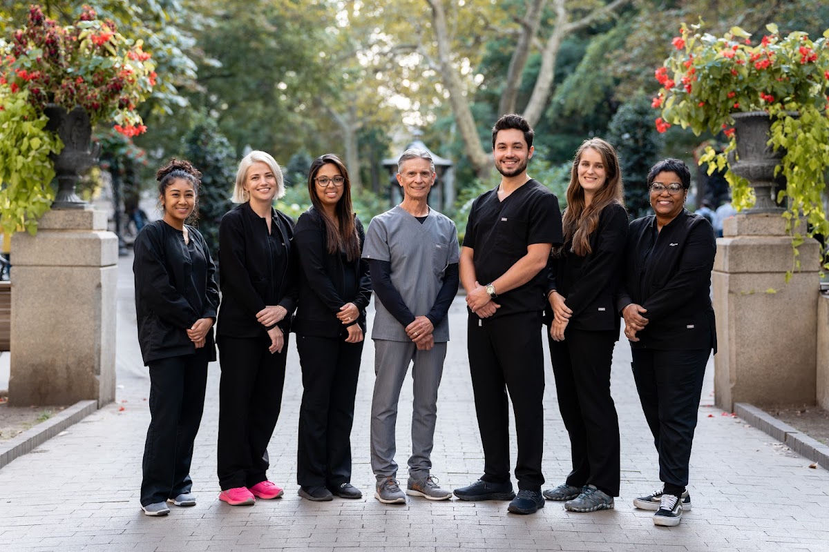 Center City Periodontics - Dr. Alex Kitaygorodskiy & Dr. Thomas Kohler photo 1