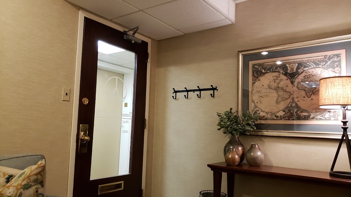 Center City Periodontics - Dr. Alex Kitaygorodskiy & Dr. Thomas Kohler photo 2