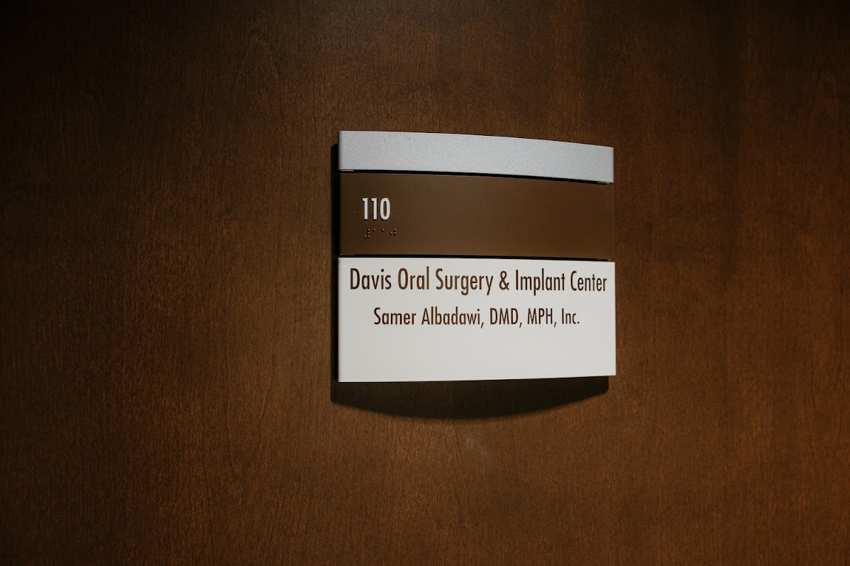 Davis Oral Surgery and Implant Center photo 4