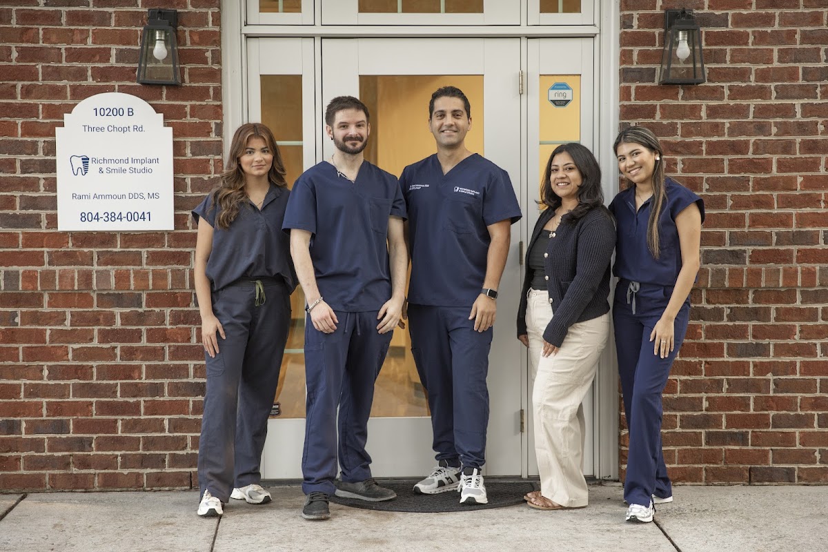 Richmond Implant & Smile Studio photo 1