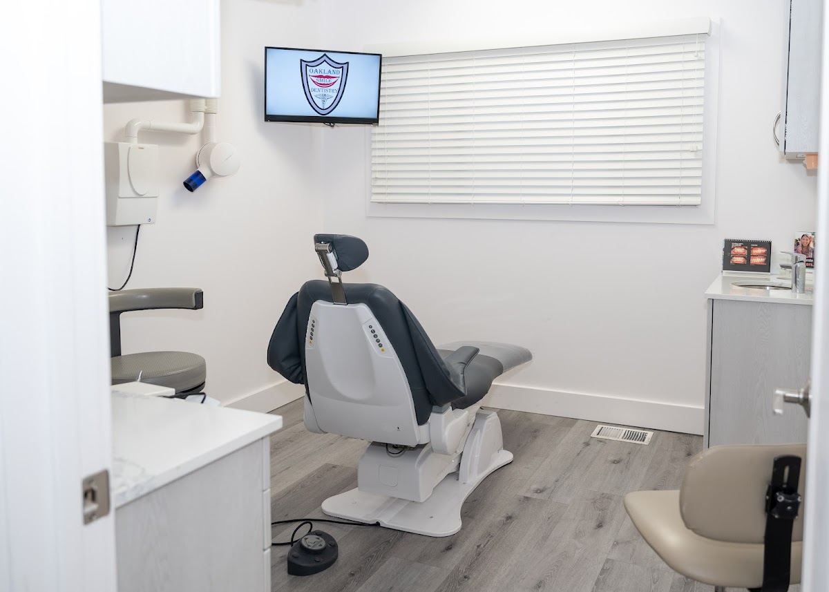 Oakland Smile Dentistry photo 2