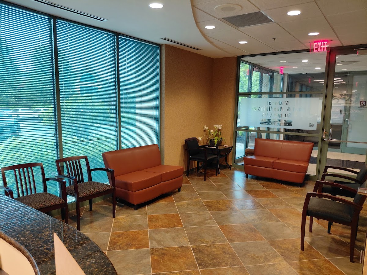 Midwest Oral and Maxillofacial Surgery P.A. photo 2