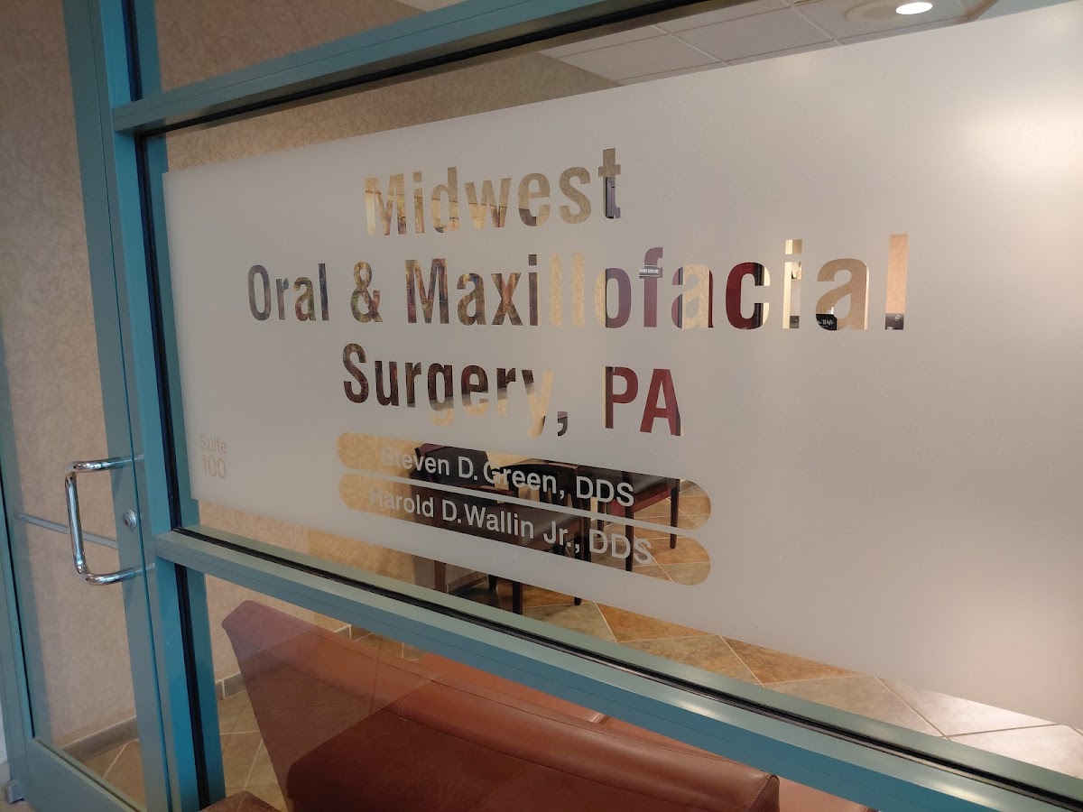Midwest Oral and Maxillofacial Surgery P.A. photo 3