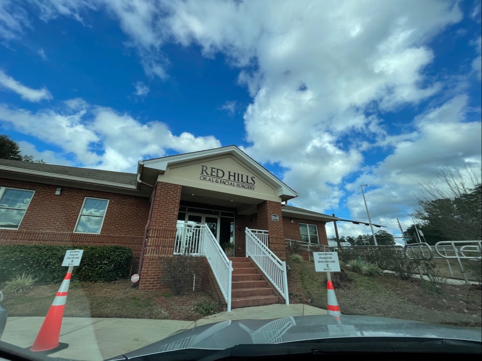 Red Hills Oral and Facial Surgery: Russell Walther DDS MD and Marcus Joy DDS photo 2
