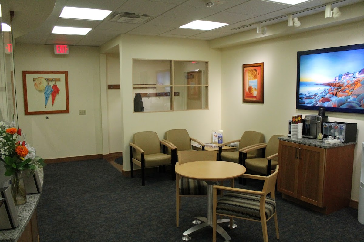 Associates in Periodontics Dr Adisa Ratanasirintrawoot and Dr. William Burns photo 1