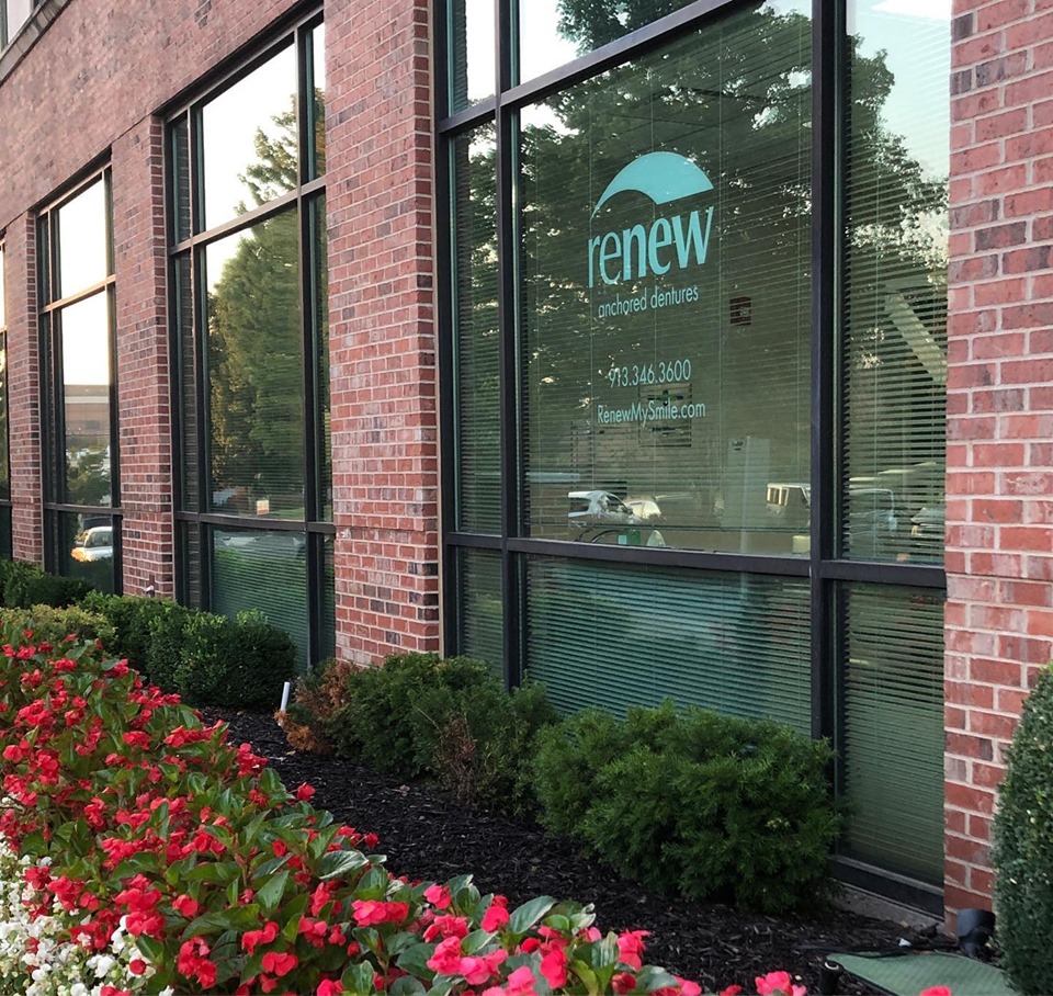 Renew Smiles Dental Implant Center – Overland Park photo 3