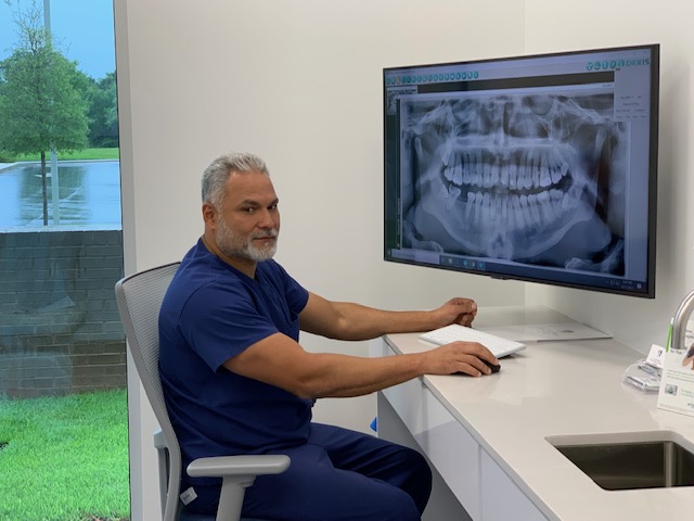Tallahassee Oral & Maxillofacial Surgery: Ricardo Ortiz MD, DMD photo 4