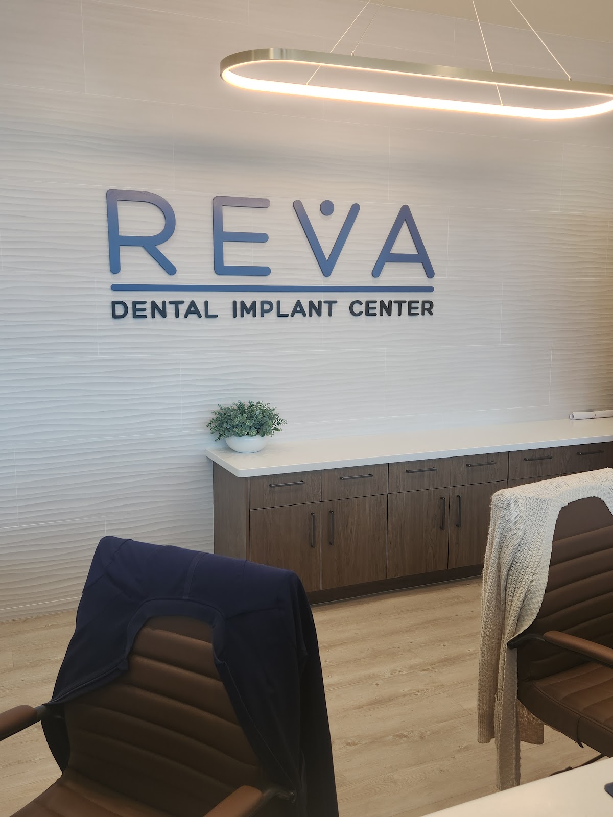 Reva Dental Implant Center - Gilbert, Arizona photo 6