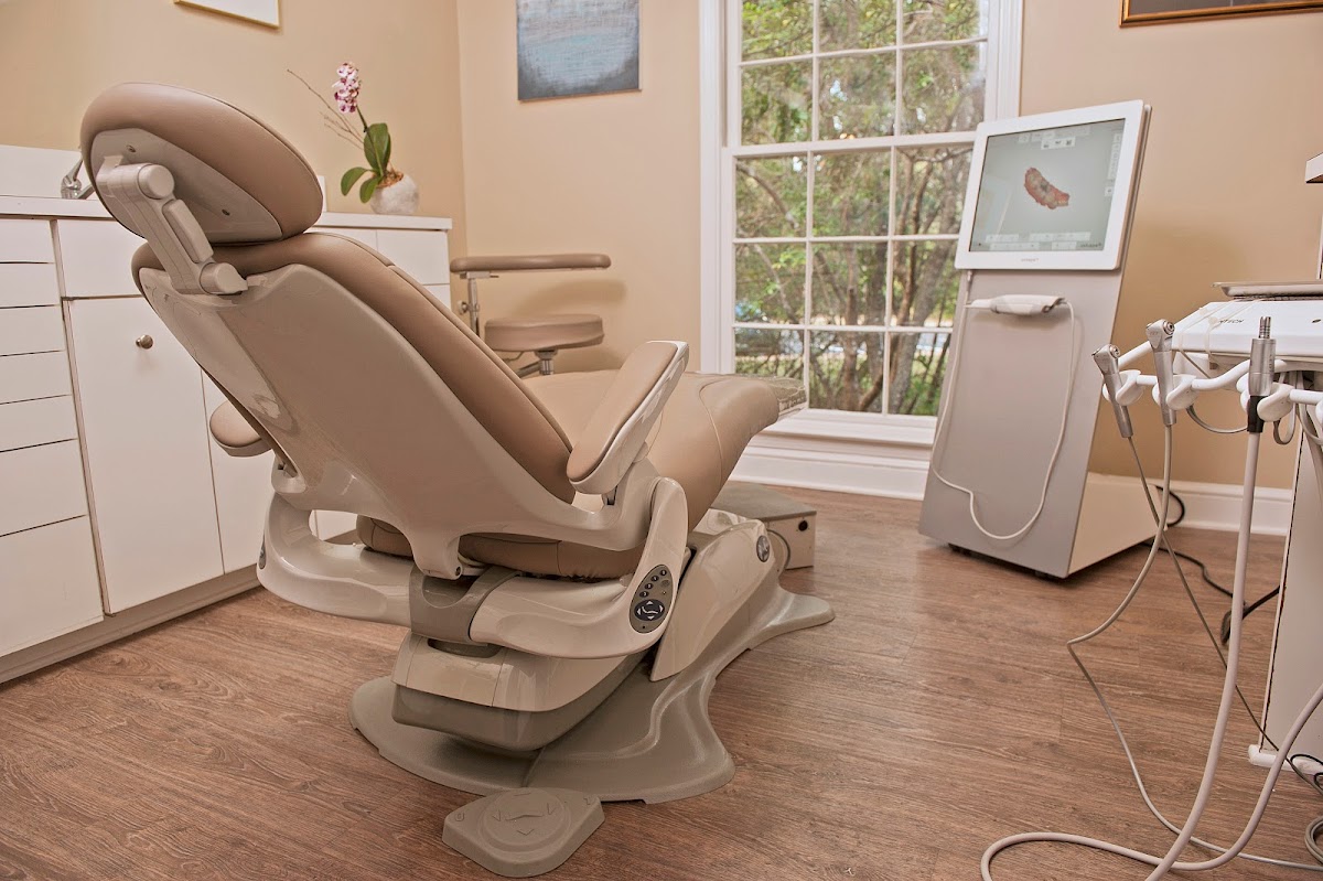 Noblet Cosmetic and Family Dentistry : Mobile, Al photo 2
