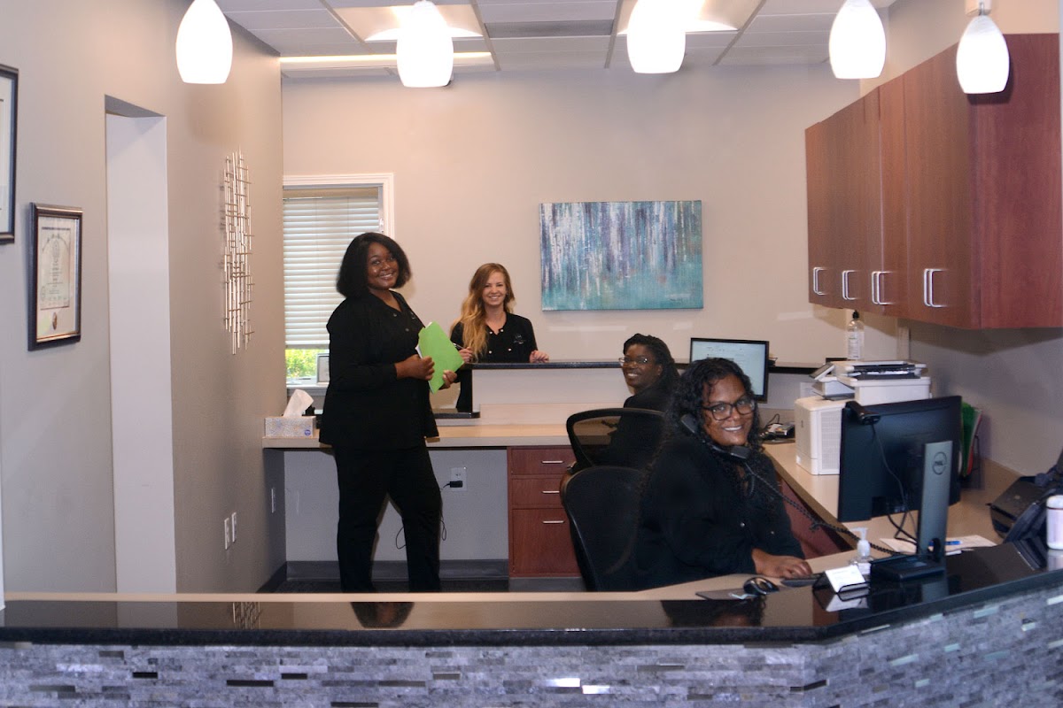 Hm Oral Surgery and Dental Implant Center photo 3