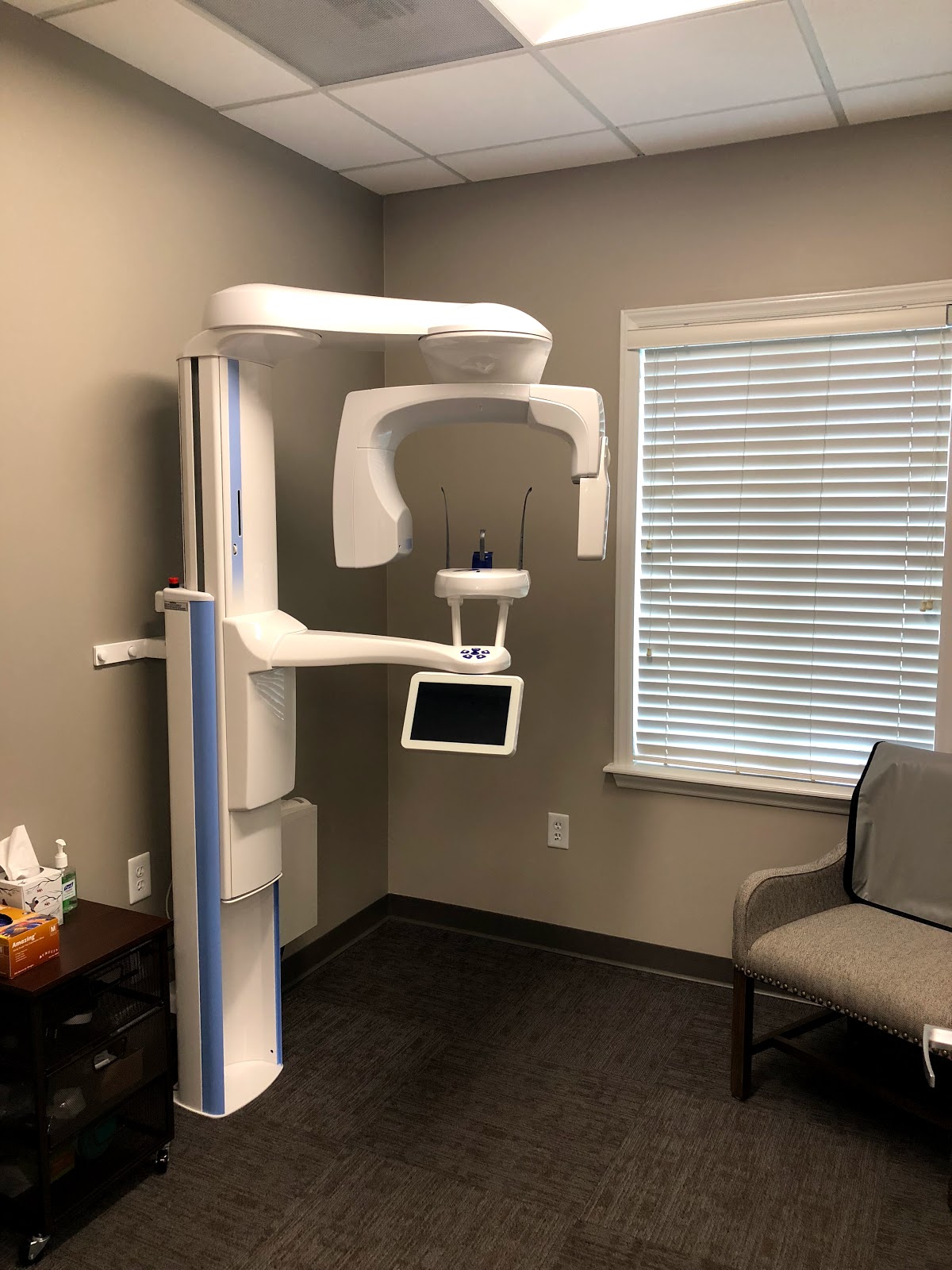 Hm Oral Surgery and Dental Implant Center photo 5