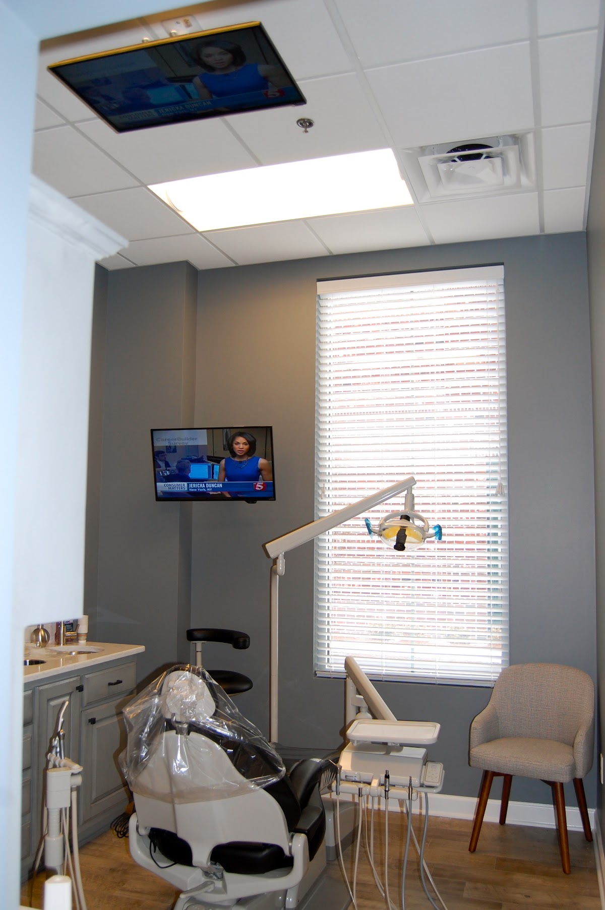 Berry Farms Dental photo 3