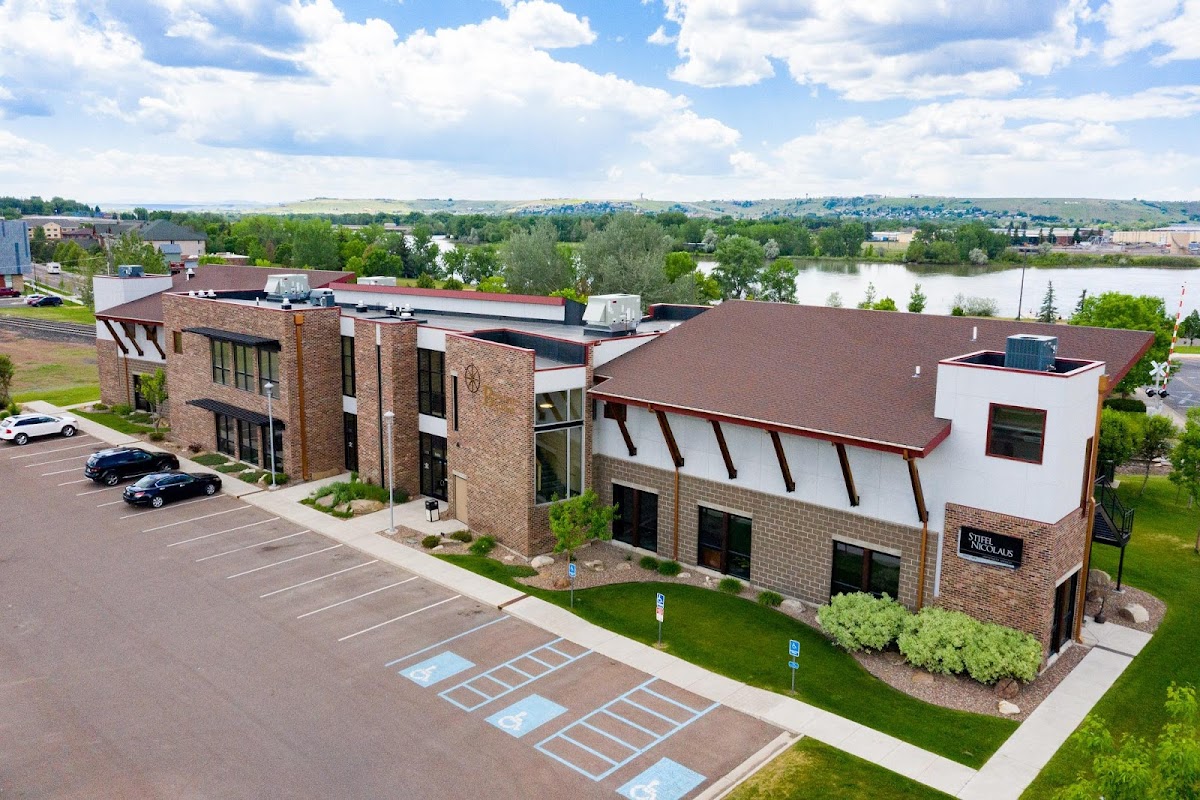 Justin Poulson, DDS, Magd photo 3