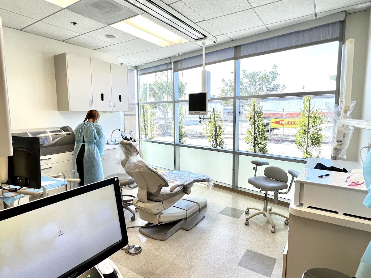 Pacific Dental Aesthetics photo 1