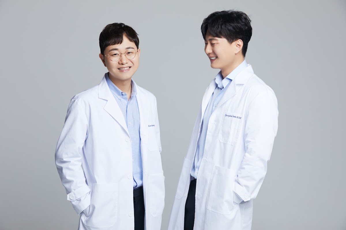 Stamford Dentistry & Implants - Clear Smile Dental Studio photo 1
