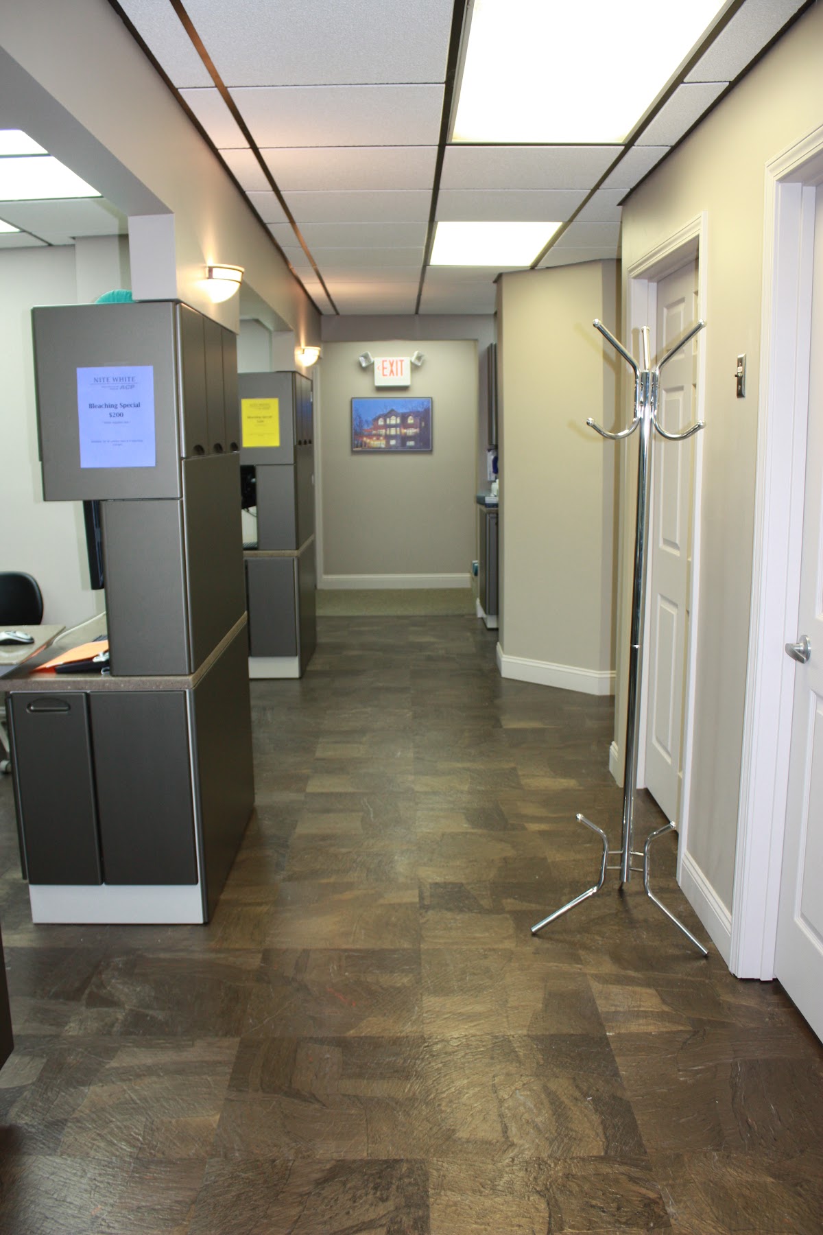 Robert Rowland Dentistry photo 4