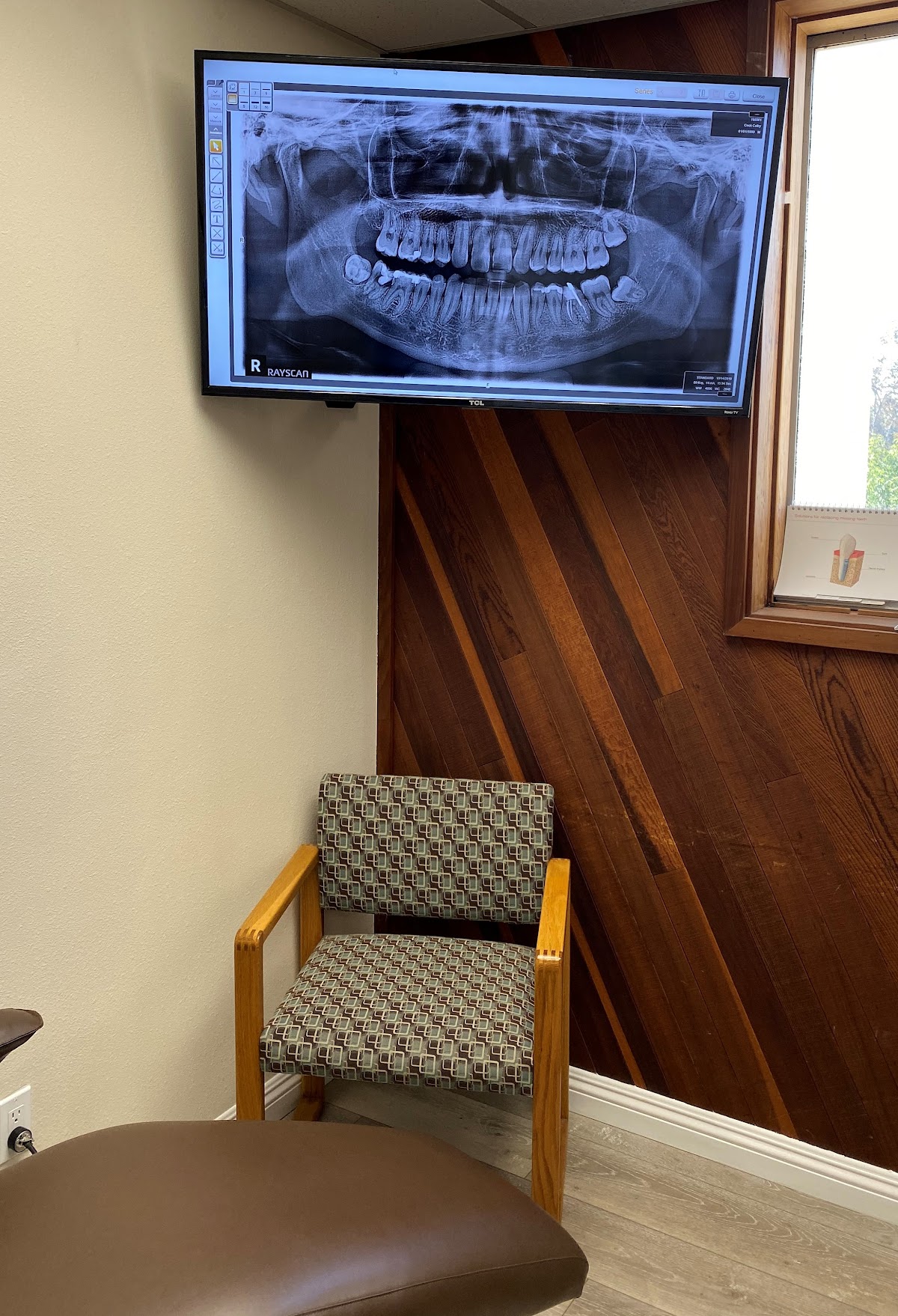 Yj Oms Dental Implants & Oral Surgery photo 4