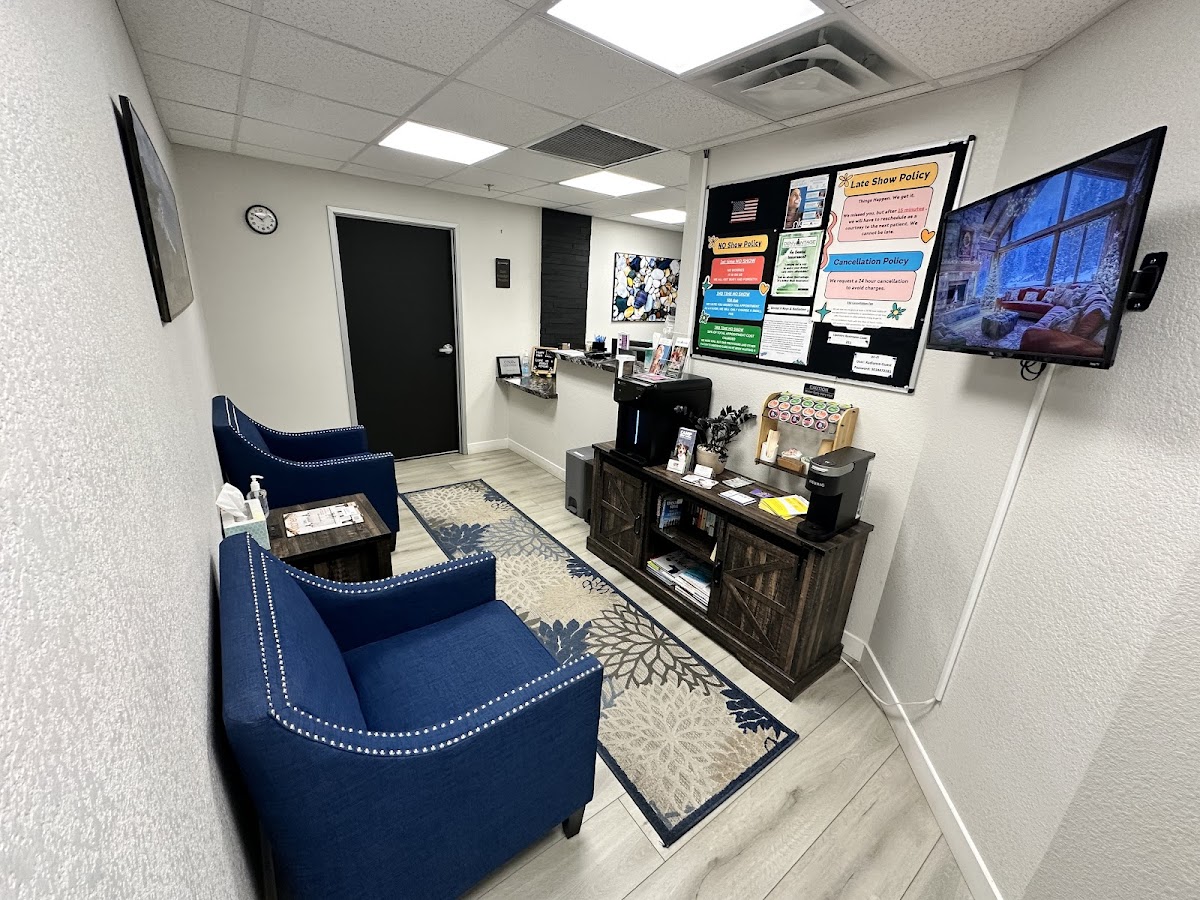Radiance Artistic Dental & Wellness photo 2