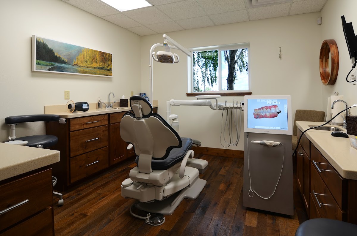 Roberts & Hall Dentistry photo 2