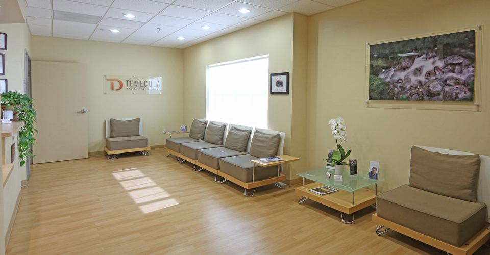 Temecula Center For Wisdom Teeth & Dental Implants photo 1