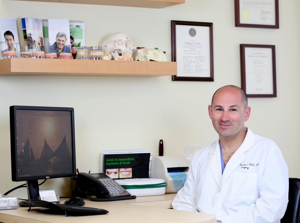 Temecula Center For Wisdom Teeth & Dental Implants photo 2