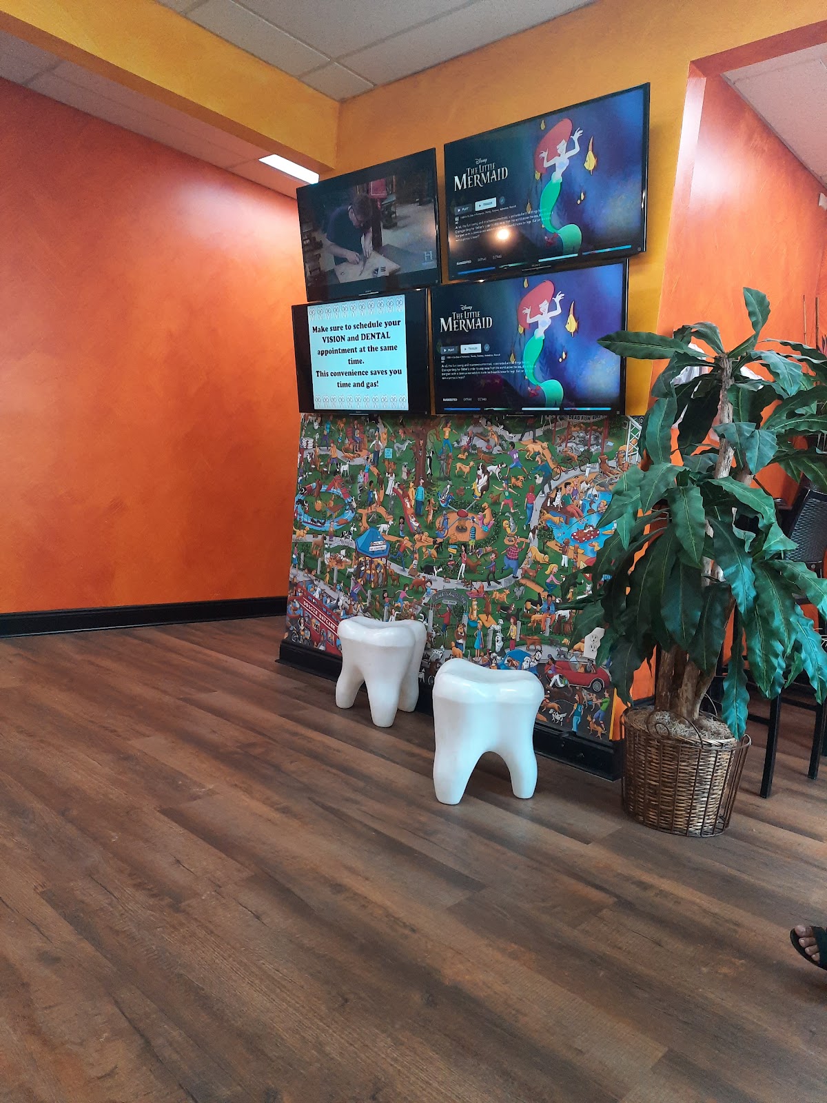 Downtown Dental and Vision photo 6