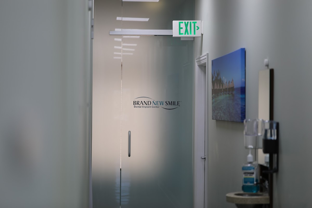 Brand New Smile Dental Implant Center photo 4