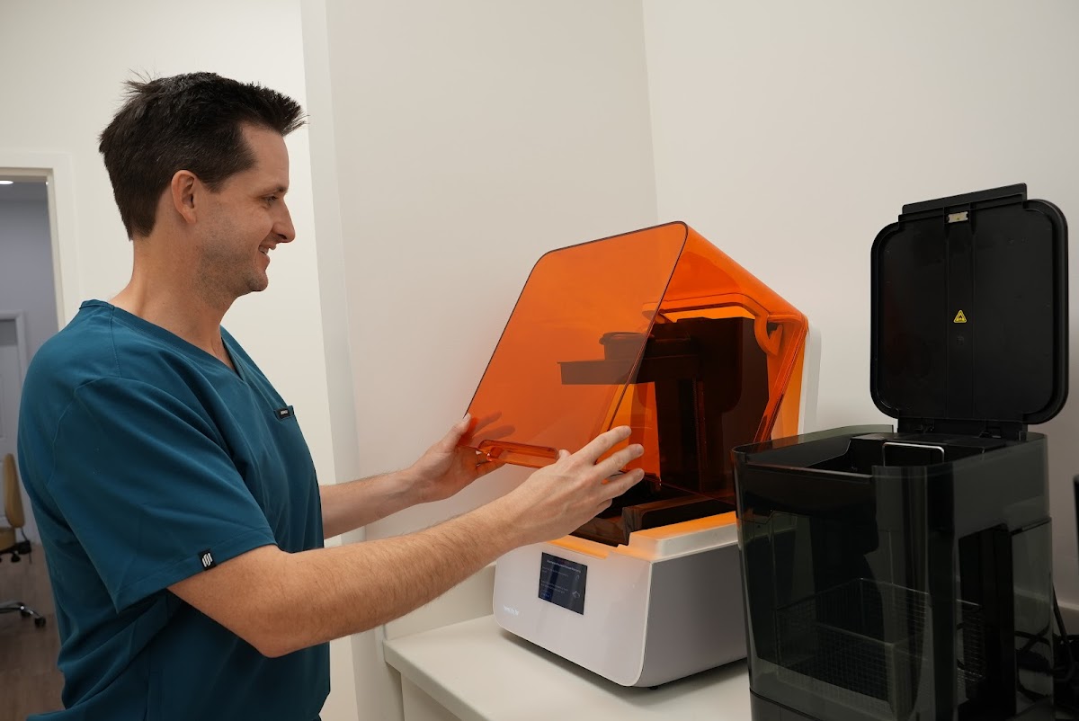 Innova Dental Implant Institute photo 3