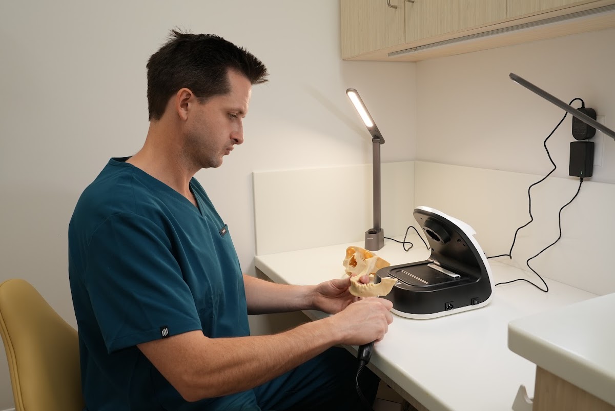 Innova Dental Implant Institute photo 5