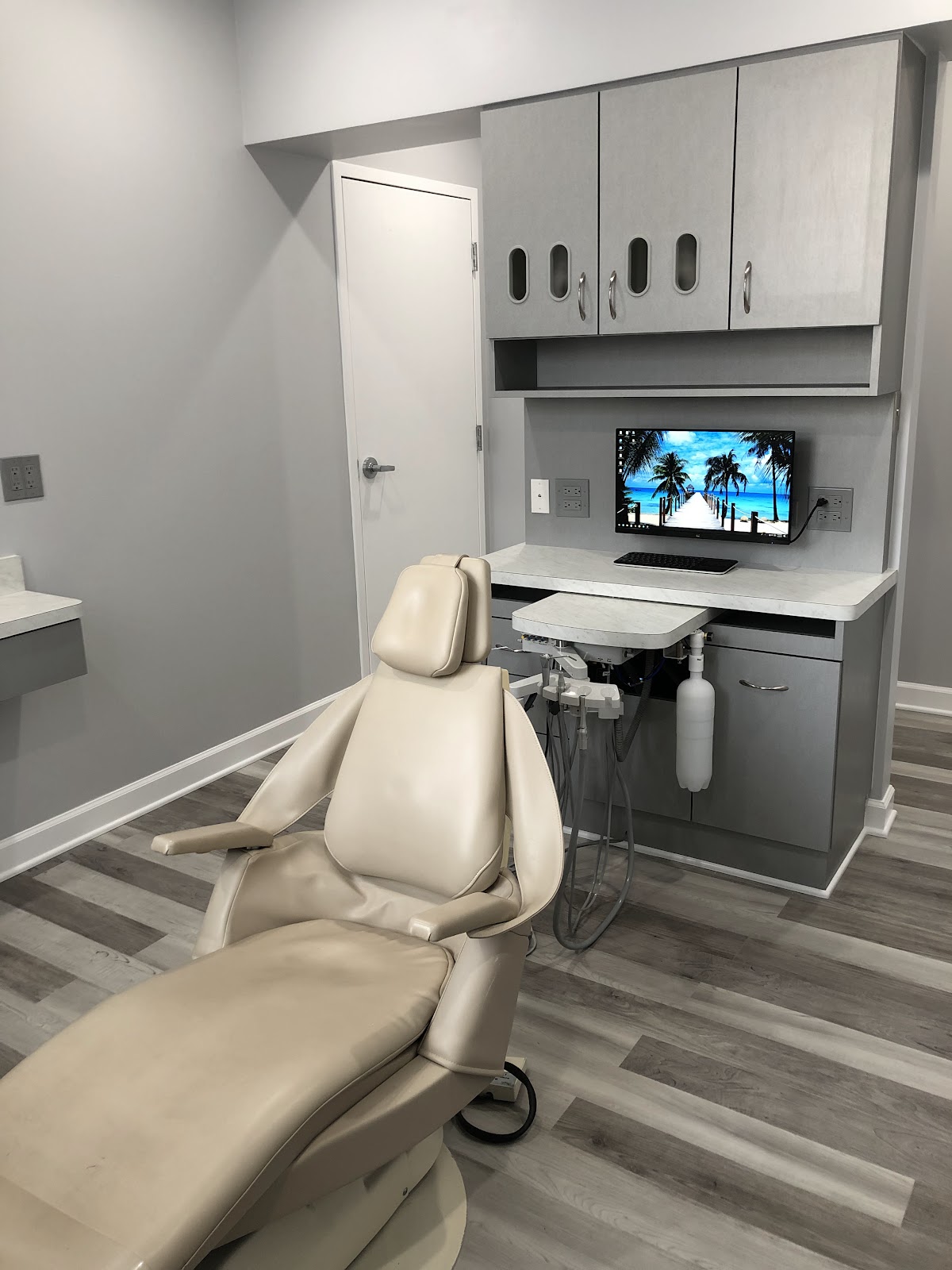 Village Green Dental Center photo 1