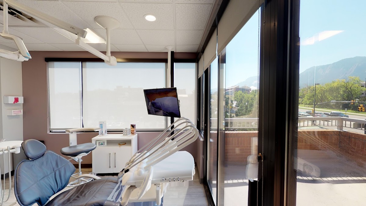 Peakview Cosmetic & Implant Dentistry photo 1