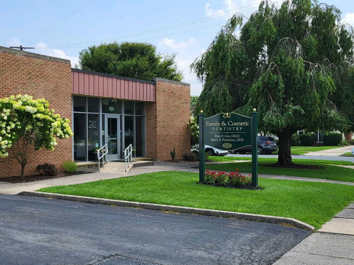 Robert H. Fredrickson DDS photo 1
