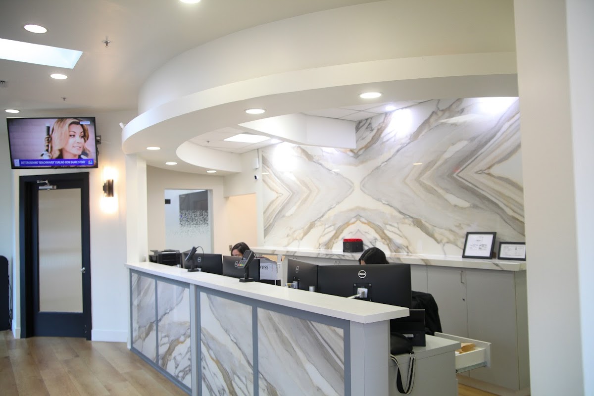 Alora Dentistry & Implant Center photo 4