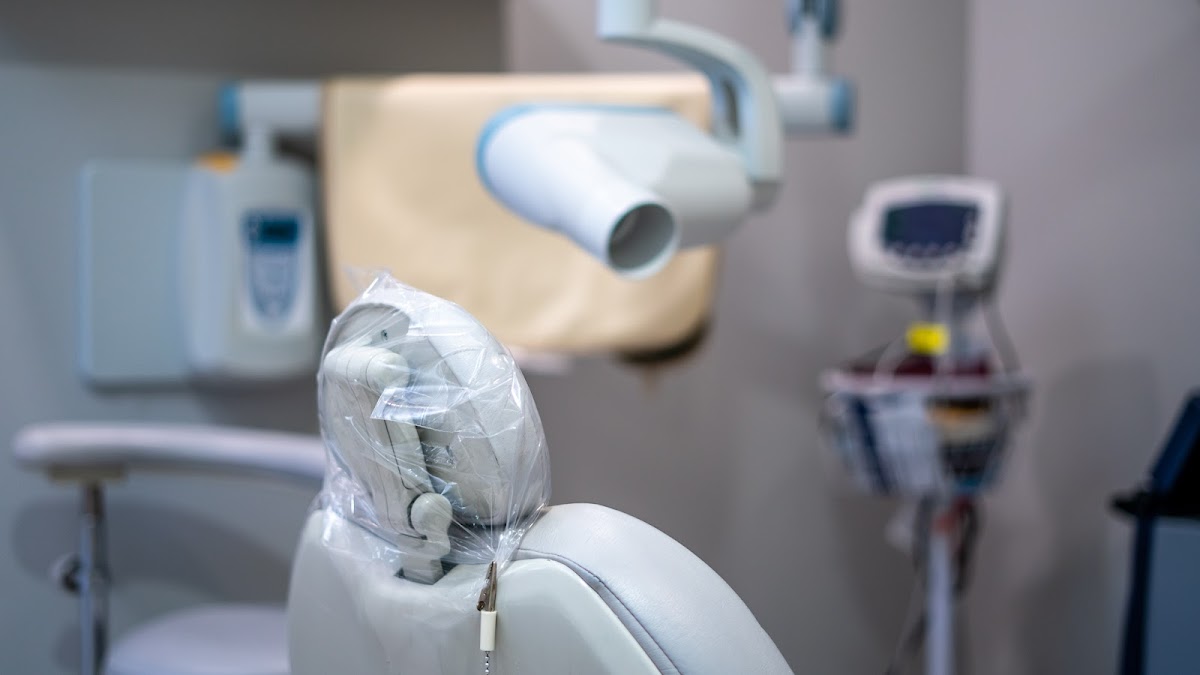 Ryan C. Taylor Periodontics & Dental Implants photo 4