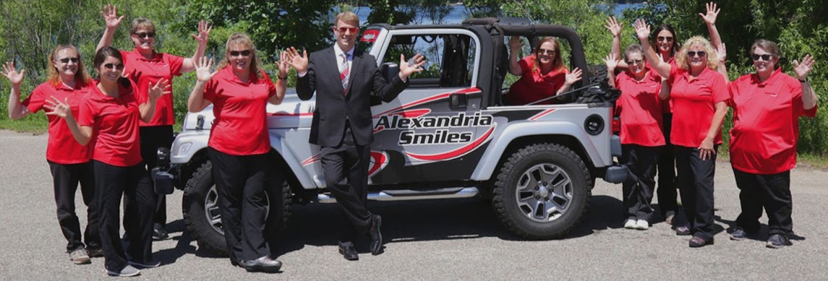 Alexandria Smiles photo 1