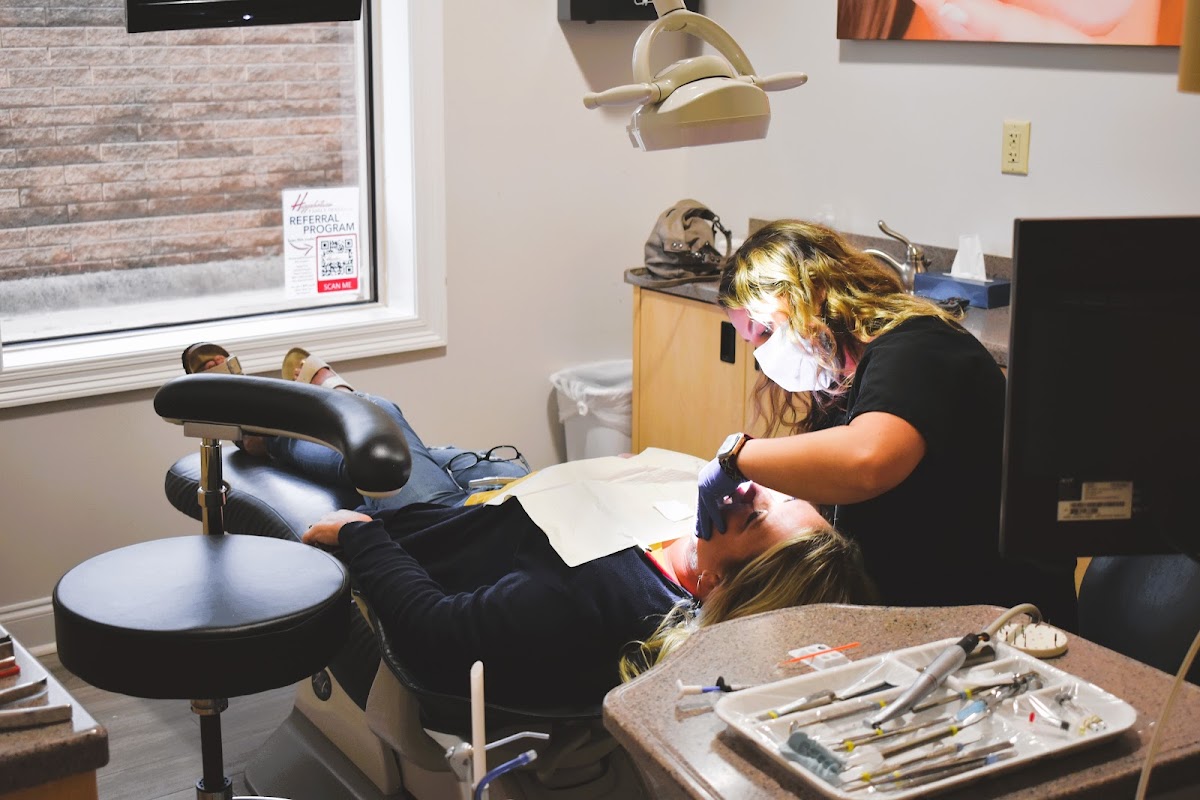 Higginbotham Family Dental photo 3